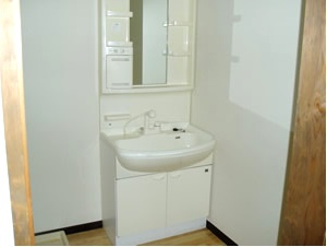 Mハイツ黒崎A棟の独立洗面台