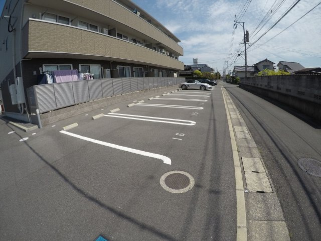 【駐車場】 | ブリジャール