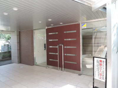 【エントランス】 | クレストフォルム横濱山手