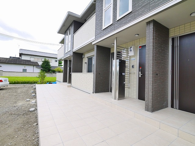 メゾン　ド　シュシュのエントランス