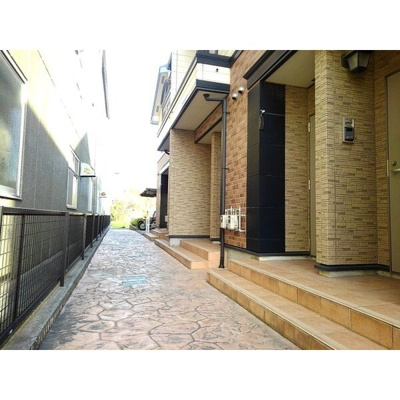 【エントランス】 | ゼファー徳重 | ゼファー徳重