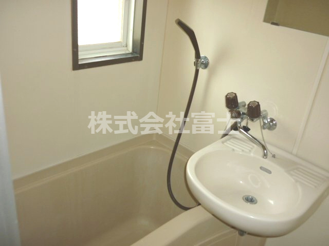 和多田アパートの浴室