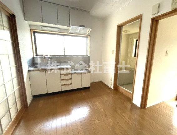 西旗町アパートのキッチン