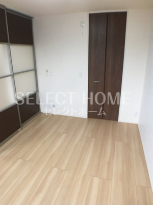 【寝室】 | シャトー錦 | 落ち着いて過ごせるお部屋なので、寝室にいかがでしょうか