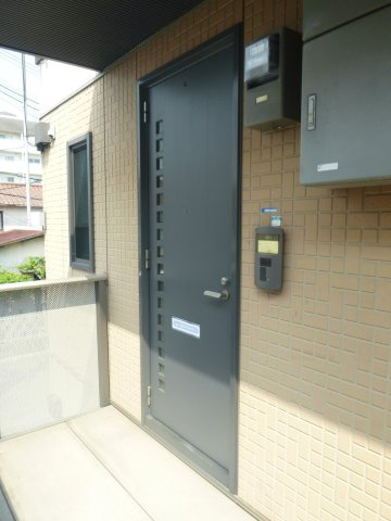 シャーメゾン延末の玄関