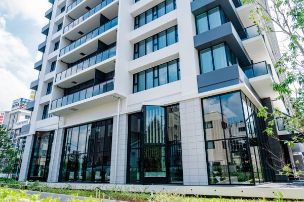 【外観】 | 【外観】どこから眺めても輝かしい、進化し続ける梅田と呼応するシンボリックなデザイン！