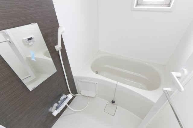 エレンシアK小岩の浴室