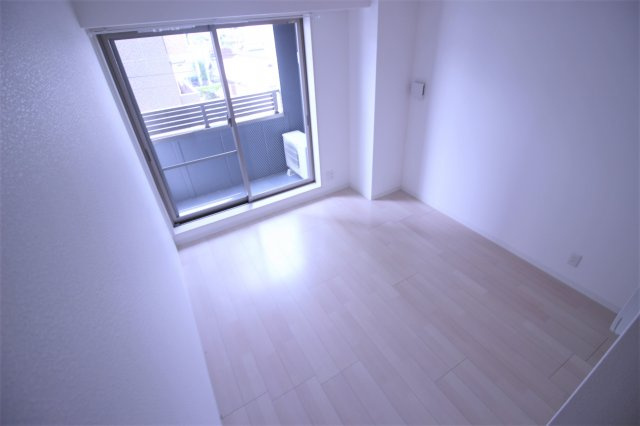 【洋室】 | Chance八尾本町 | ★約6帖の洋室★