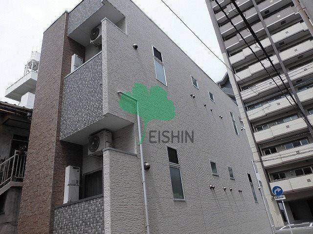サンプレミオ博多