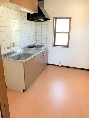 【居間・リビング】 | コーポミゾグチ | 居間です