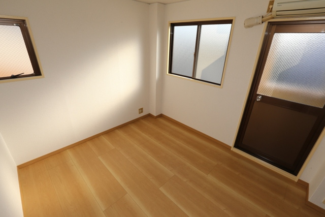 【居間・リビング】 | スカイ木下清和園マンション