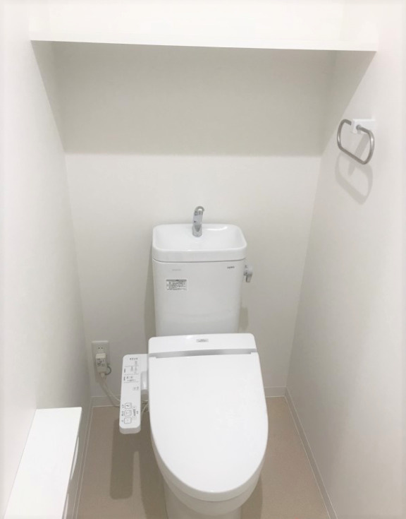 MARKSFORT花畑のトイレ|落ち着いた色調のトイレです