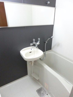 【浴室】 | プレジール天神 | 前回の募集時のお写真です。