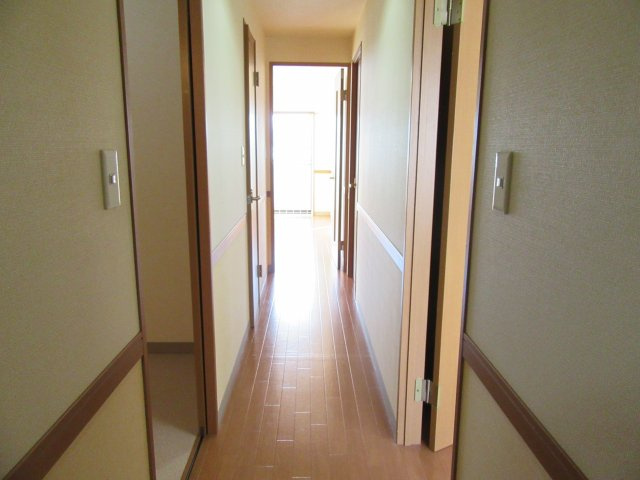 パット東原マンションの内装
