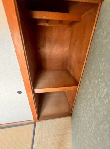 第一荒西マンションの収納