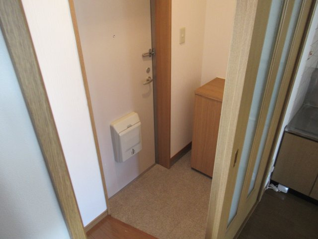 ハウスオブローゼの玄関