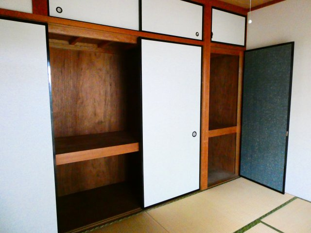 野口ビラの収納|押入れ