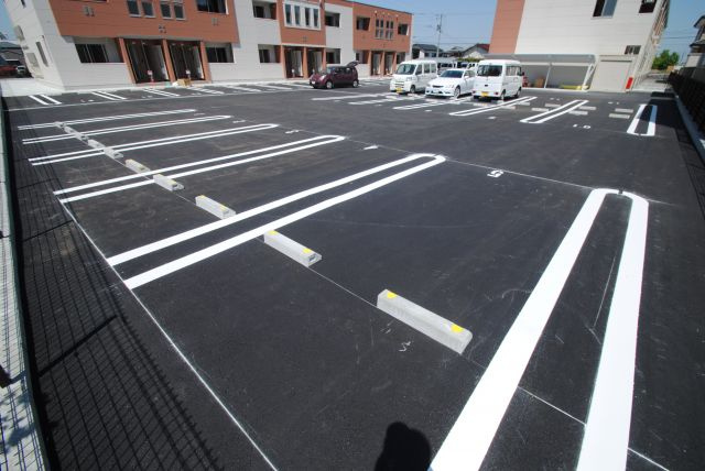 レガシィBの駐車場