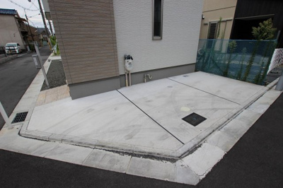 【駐車場】 | 花園本町2丁目戸建（河内花園賃貸 | 駐車場1台無料です