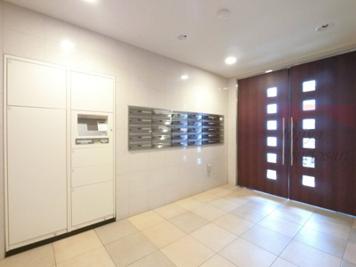 【エントランス】 | クイーンシティ板橋本町ラディウス