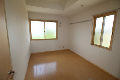 【洋室】 | グリーンヴィラ若松