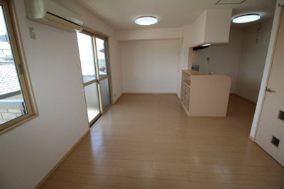 【居間・リビング】 | グリーンヴィラ若松