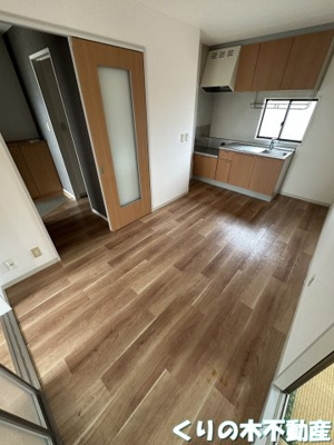 【居間・リビング】 | フォーレス斉藤 | こちらの居間で趣味の時間をお楽しみください