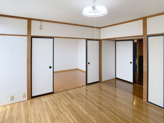 アポイントハイツの居間・リビング