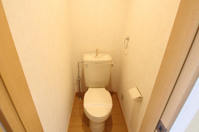 Casa Buena【カーサブエナ】のトイレ|別部屋の参考写真です。
