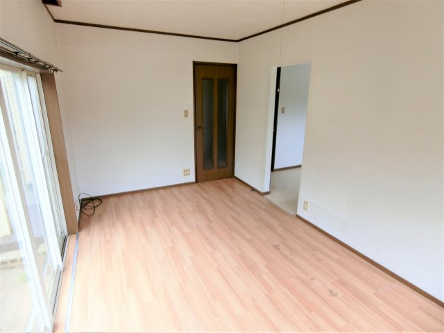 日向努邸の居間・リビング