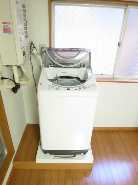 グランプラスの設備|室内洗濯機置場
※別室参照