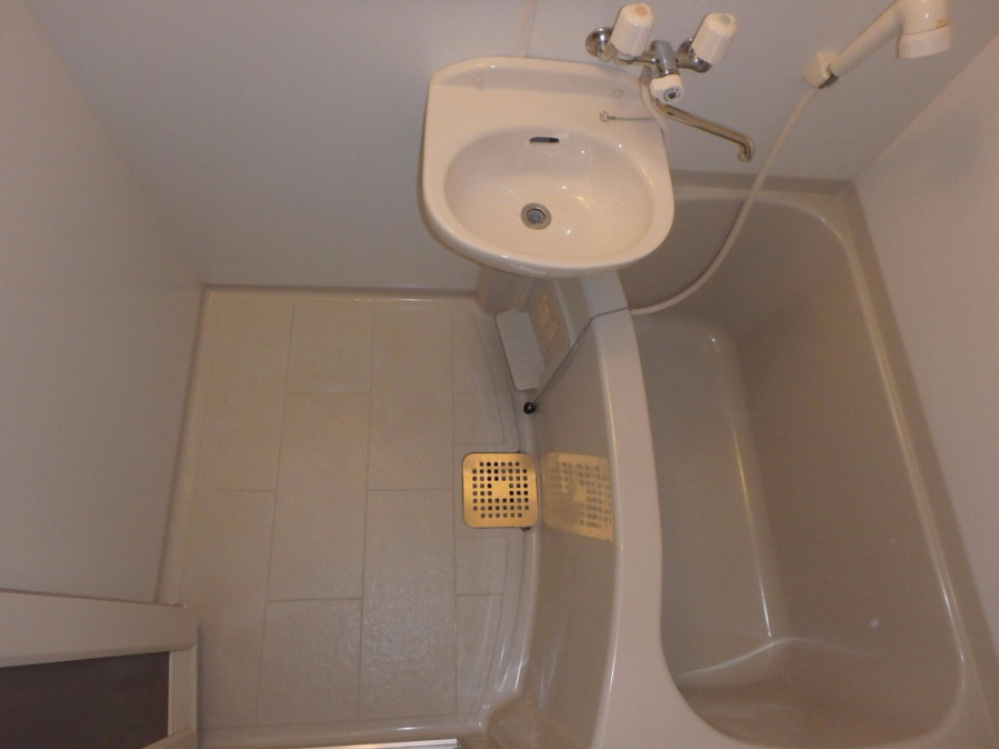 SENTIA八戸ノ里の浴室