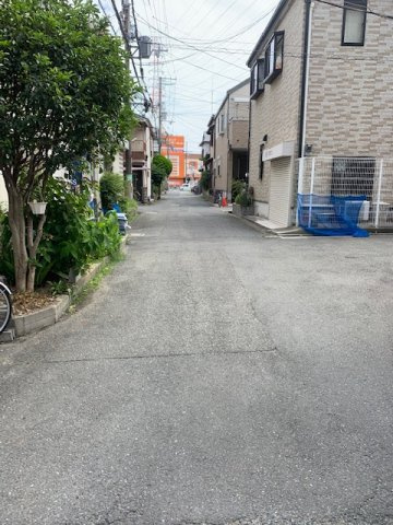 門真市大橋町中古戸建の前面道路含む現地写真