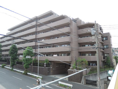 【外観】 | ナイスブライトピア三ッ池公園 | 四季の自然豊かな県立三ツ池公園まで徒歩4分！