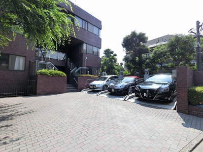 【駐車場】 | エミネ山王