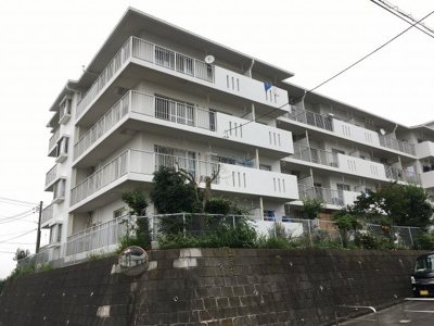 【外観】 | ライオンズマンション中山ガーデンC棟 | JR横浜線「鴨居」駅バス8分「白山高校」停歩4分、JR横浜線・横浜市営地下鉄グリーンライン「中山」駅バス11分「中山ガーデン」停歩4分！