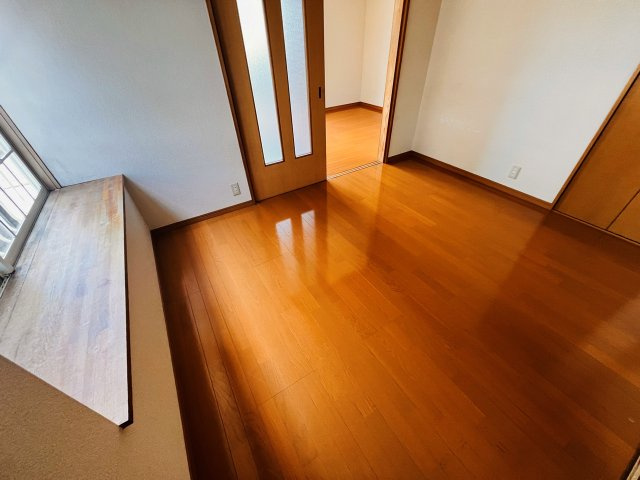 オレンジハイツⅡの洋室