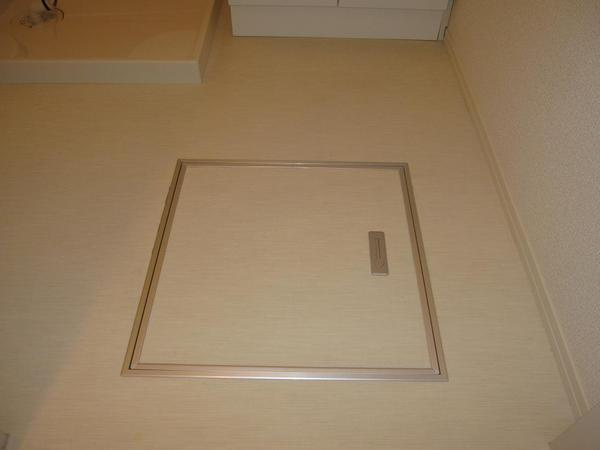 アンベリール都倉の収納|床下収納