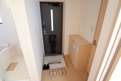 【玄関】 | エスポワールA(後屋町)
