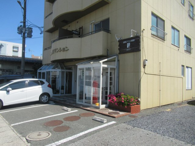 西口朝日マンションの駐車場