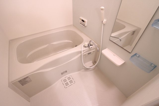 ガーデンコートの浴室