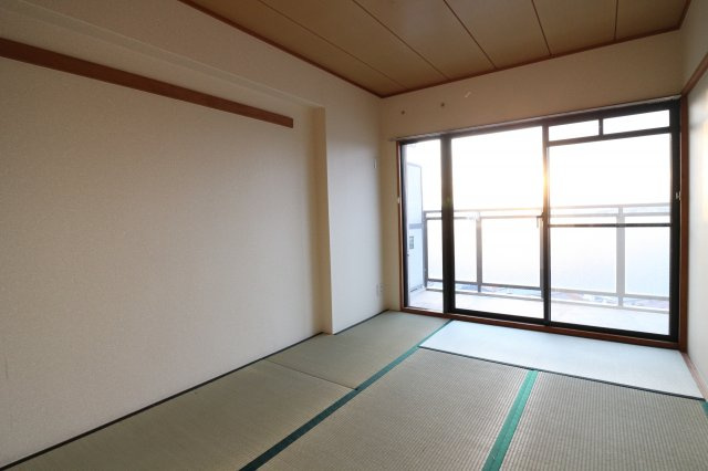 サンシーズ南山手の寝室