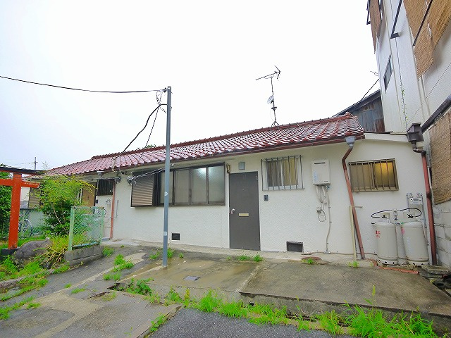 油阪町平屋の外観