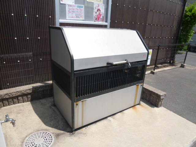 すみれガーデンＢのその他共用部分|敷地内ゴミステーション