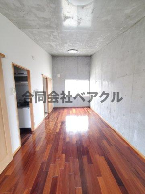 【内装】 | 岫雲館 | 明るい室内です