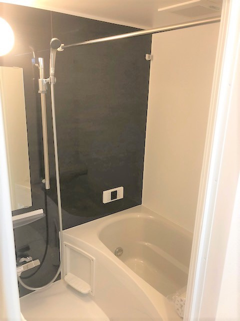 D-roomF.京町の浴室|ゆったり過ごせるお風呂です