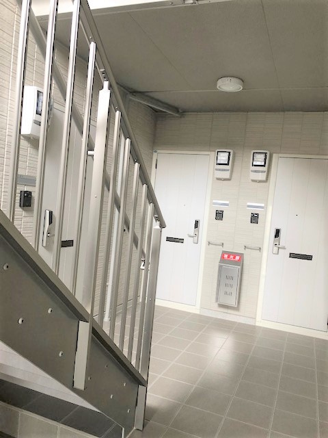 D-roomF.京町のエントランス|毎日通るエントランスはこのようになっています
