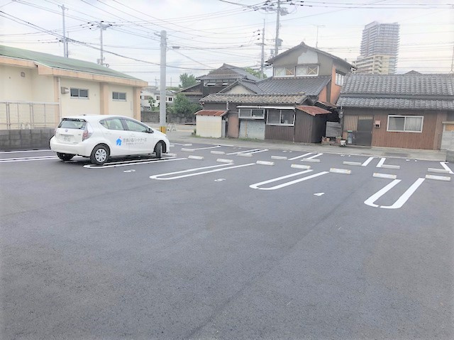 D-roomF.京町の駐車場|駐車スペースもあります