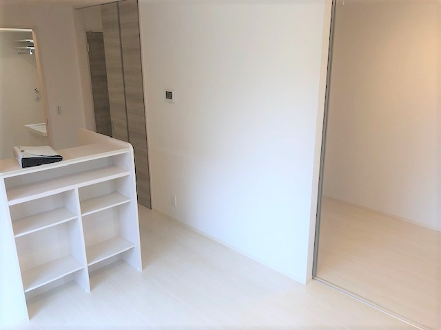 D-roomF.京町の居間・リビング|こちらのリビングで趣味の時間をお楽しみください