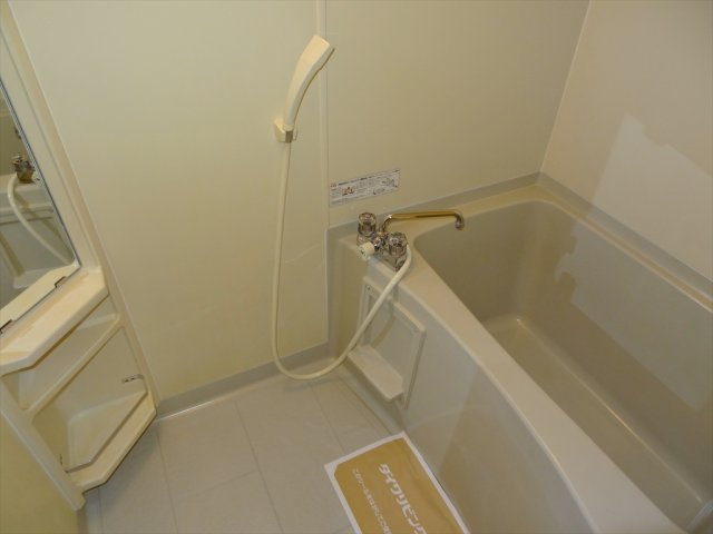 セジュール ラフィーネの浴室